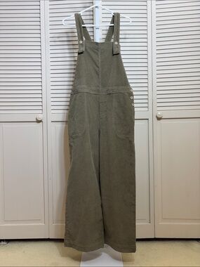 Patagonia Overalls Women's Wide Leg Corduroy Overalls Sage Size 12
